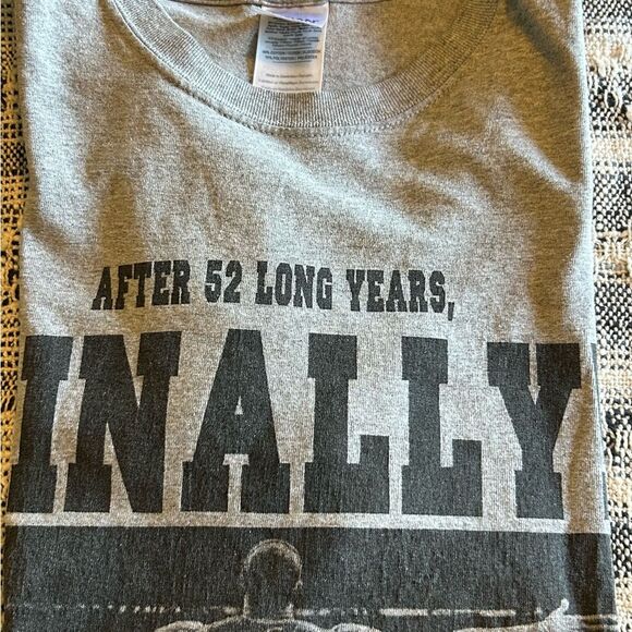 Cleveland Cavs/LeBron James T-shirt - Picture 4 of 4